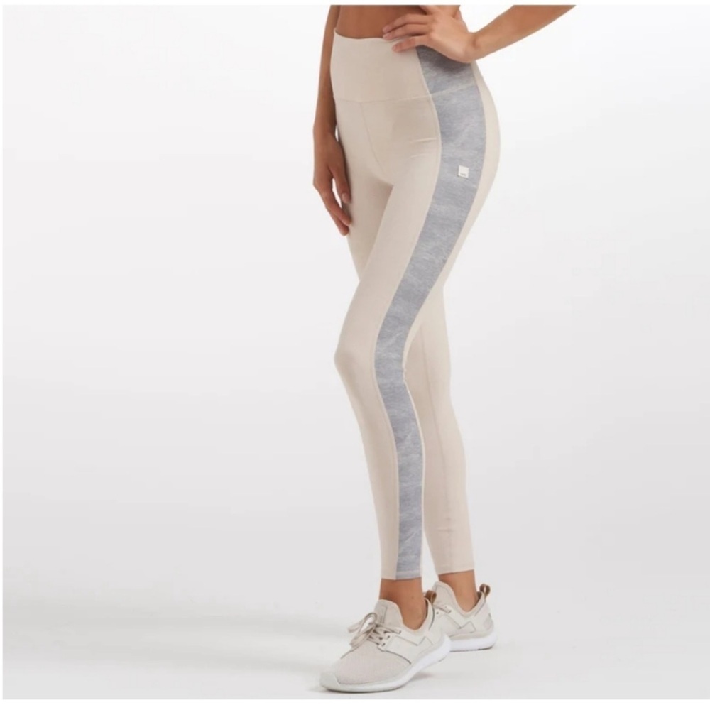Vuori Beige Leggings with Gray Side Panel